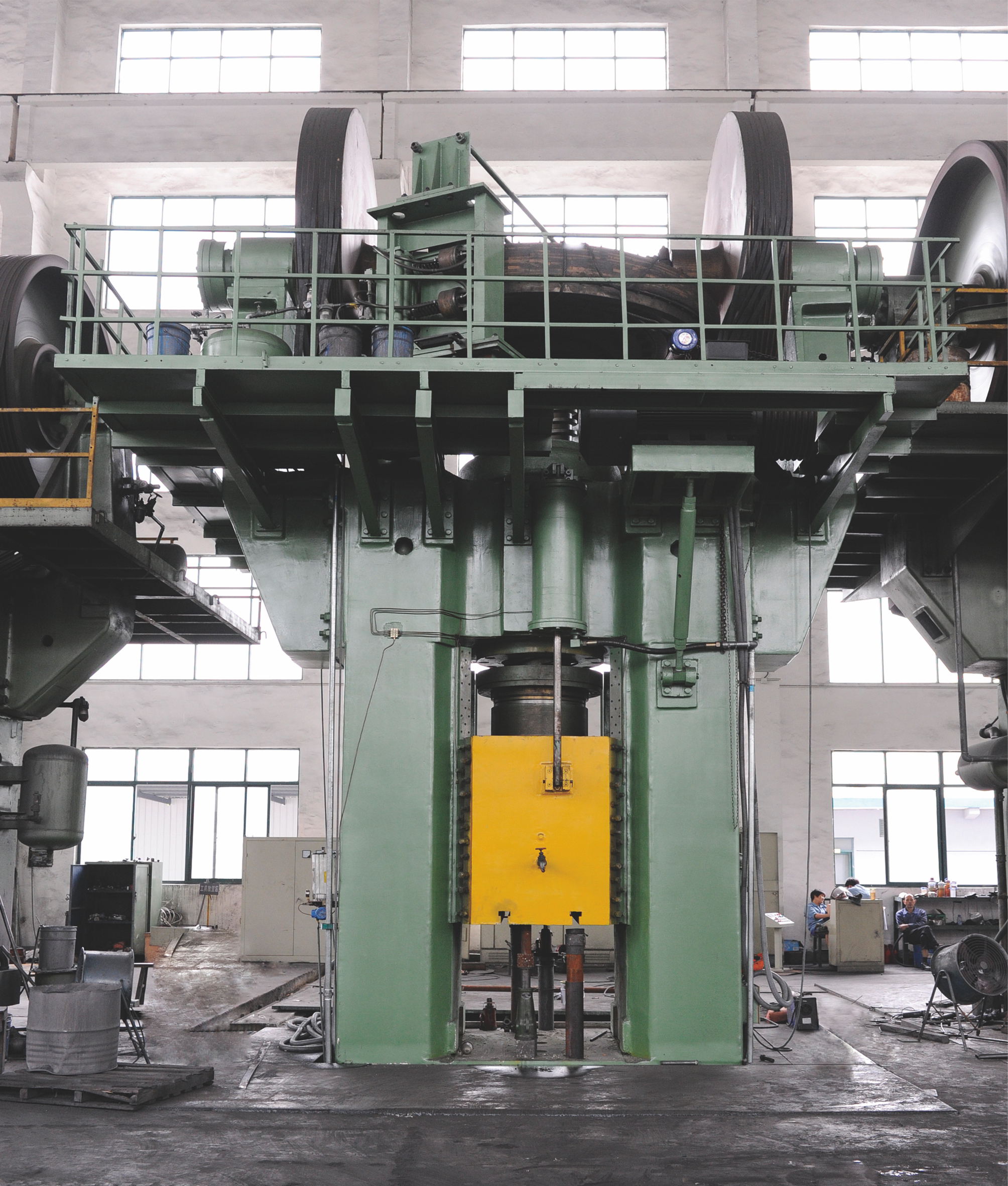 4000噸雙盤摩擦壓力機